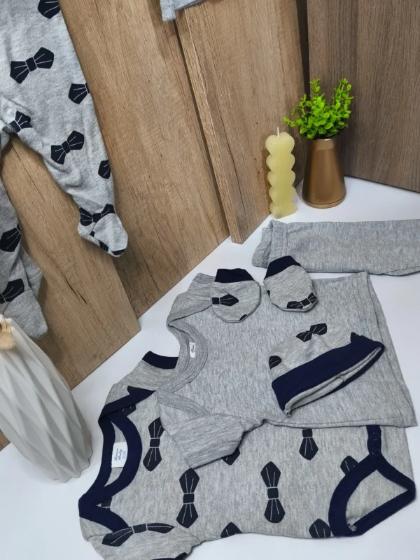 Comfy Chic Set Of 8 pcs - Image 2