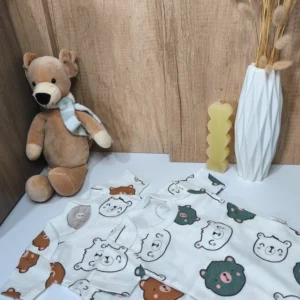 Beary cute bodysuit in green & camel