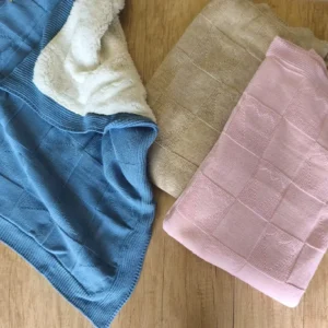 Love Puffs Blanket