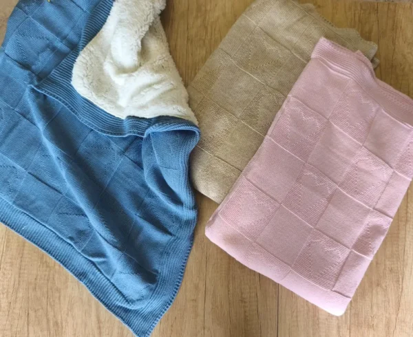 Love Puffs Blanket
